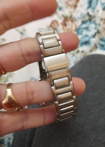 Bayan saat pili bitmiş - Görsel 7