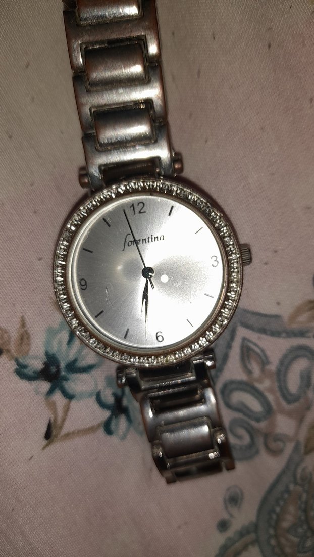 Bayan saat pili bitmiş - Görsel 3