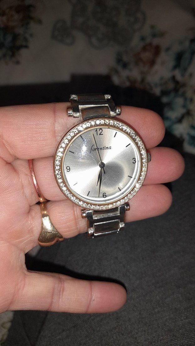 Bayan saat pili bitmiş - Görsel 4