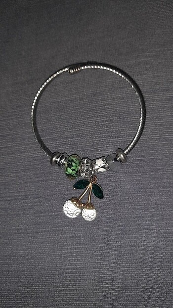 Pandora bileklik 