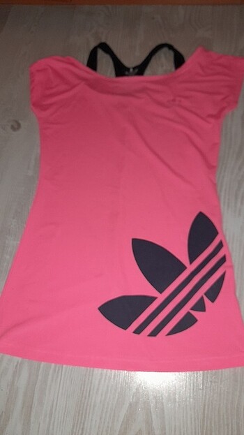 Adidas Bayan tışört