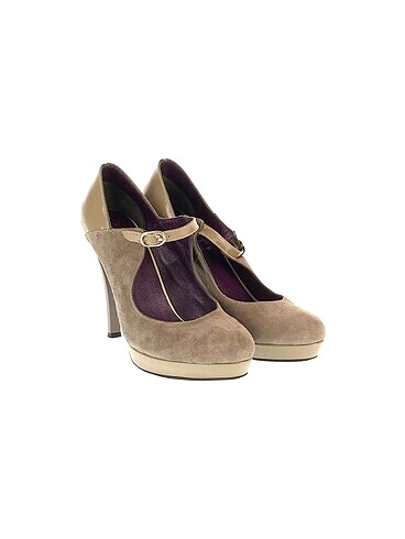 Vintage Love PreLoved Stiletto %70 İndirimli.