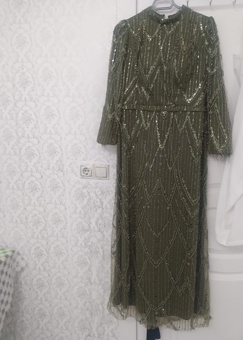 Yeşil İşlemeli Uzun Kollu Abiye Elbise - Görsel 2