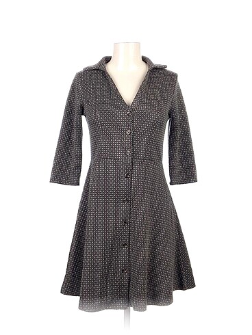 PreLoved Kısa Elbise %70 İndirimli.
