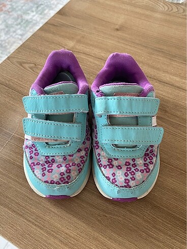 Adidas kız çocuğu ayakkabı