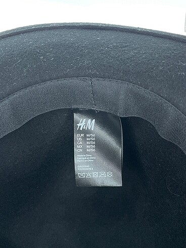  Beden H&M Şapka %70 İndirimli.