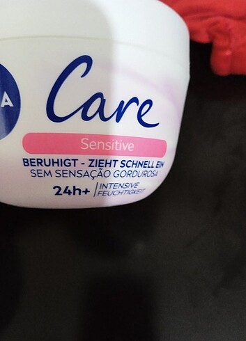 Nivea El kremi 
