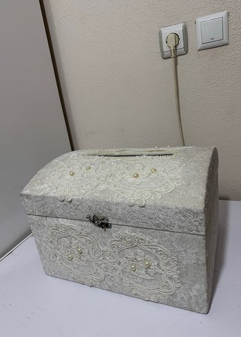 Beyaz Dantel Detaylı Makyaj Organizer Kutusu - Görsel 4