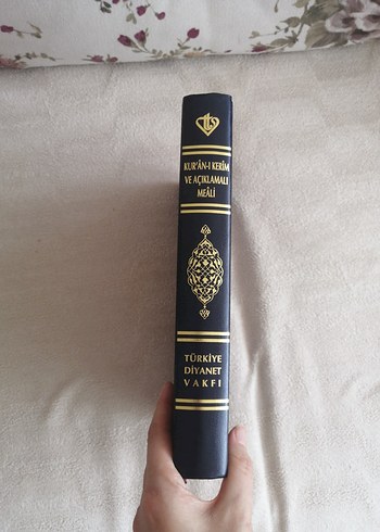 Beden Kur'an-ı Kerim ve Açıklamalı Meali