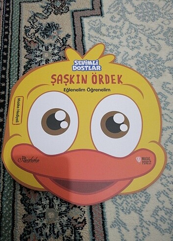 Sevimli dostlar şaşkın ördek 