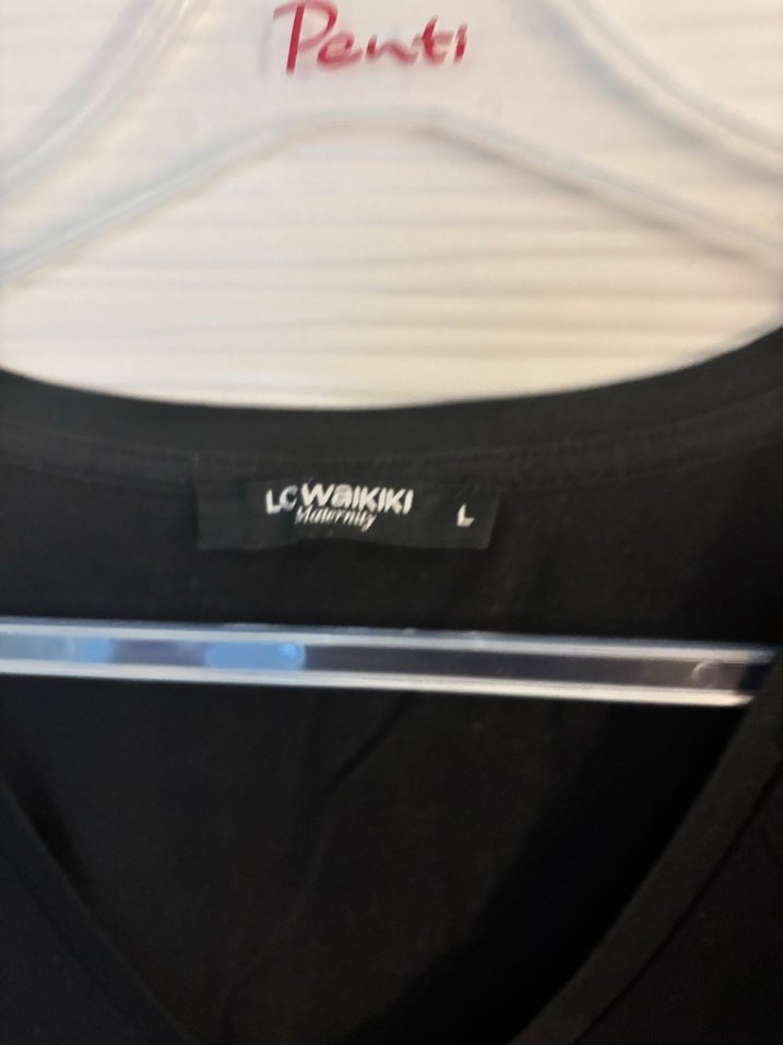 Siyah V Yakalı Hamile Tshirt - Görsel 3