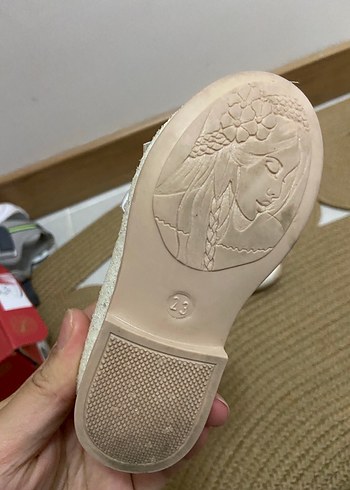 Kiko Beyaz Fiyonklu Kız Babet - Görsel 4