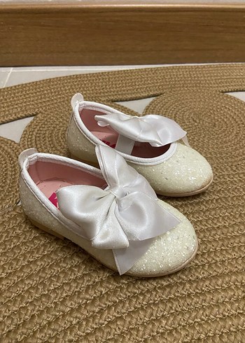 Kiko Beyaz Fiyonklu Kız Babet - Görsel 6