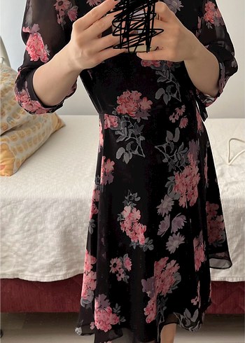 Çiçekli şifon elbise - Görsel 2