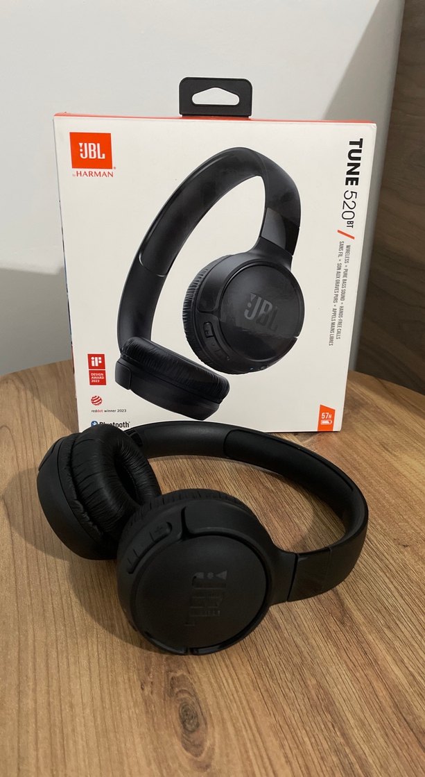 JBL Tune 520BT Kablosuz Siyah Kulaklık - Görsel 2