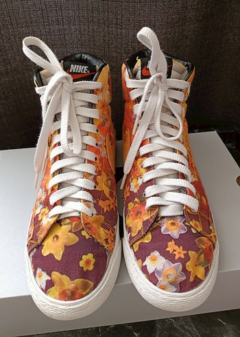 Nike Nike sneaker Renkli Çiçek Desenli Spor Ayakkabı