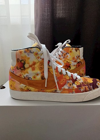 Nike sneaker Renkli Çiçek Desenli Spor Ayakkabı