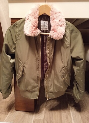 H&M MONT