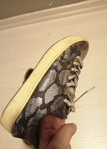 37 Beden gri Renk 37 numara snekars