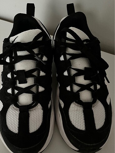 Nike nike tech hera