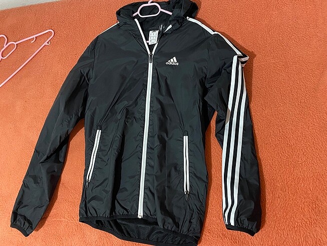 adidas yağmurluk rüzgarlık