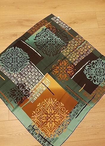 Armine ipek Eşarp 