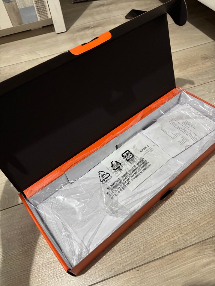 SteelSeries Apex 3 RGB Mekanik Klavye - Görsel 2