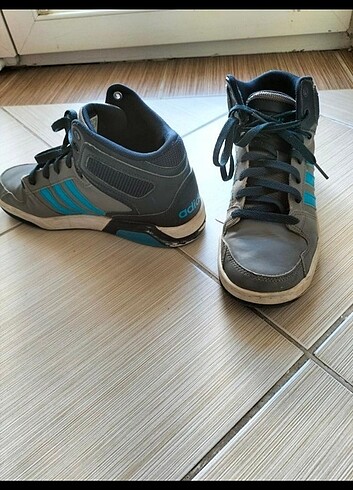 Adidas spor ayakkabi