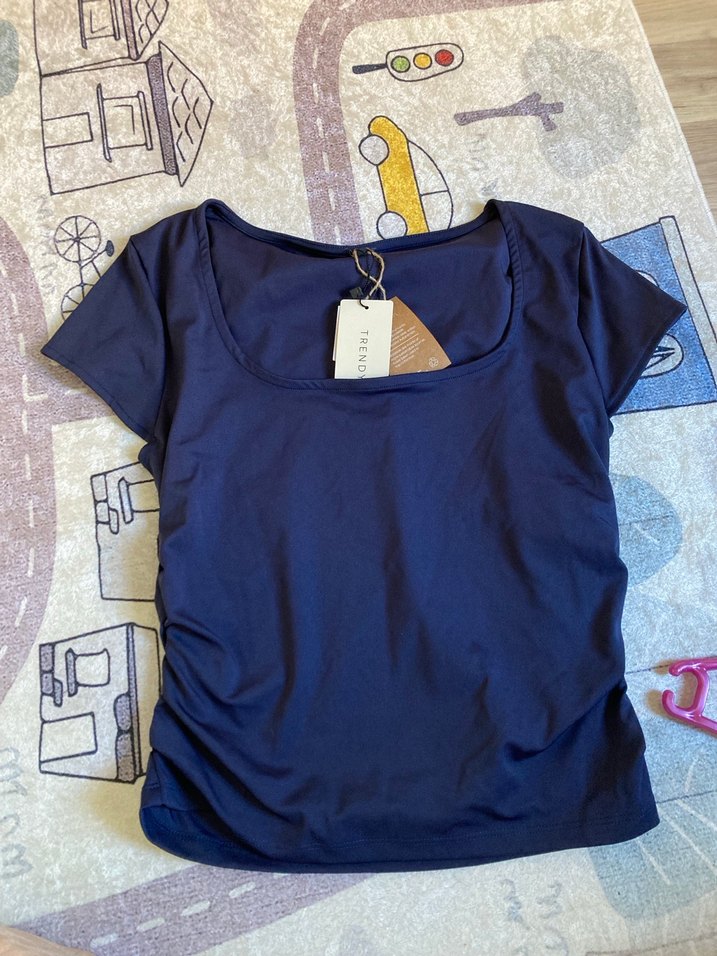 Lacivert U Yakalı Crop Tişört - Görsel 5