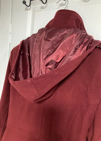 Kapüşonlu Bordo Kadın Kaban - Görsel 5
