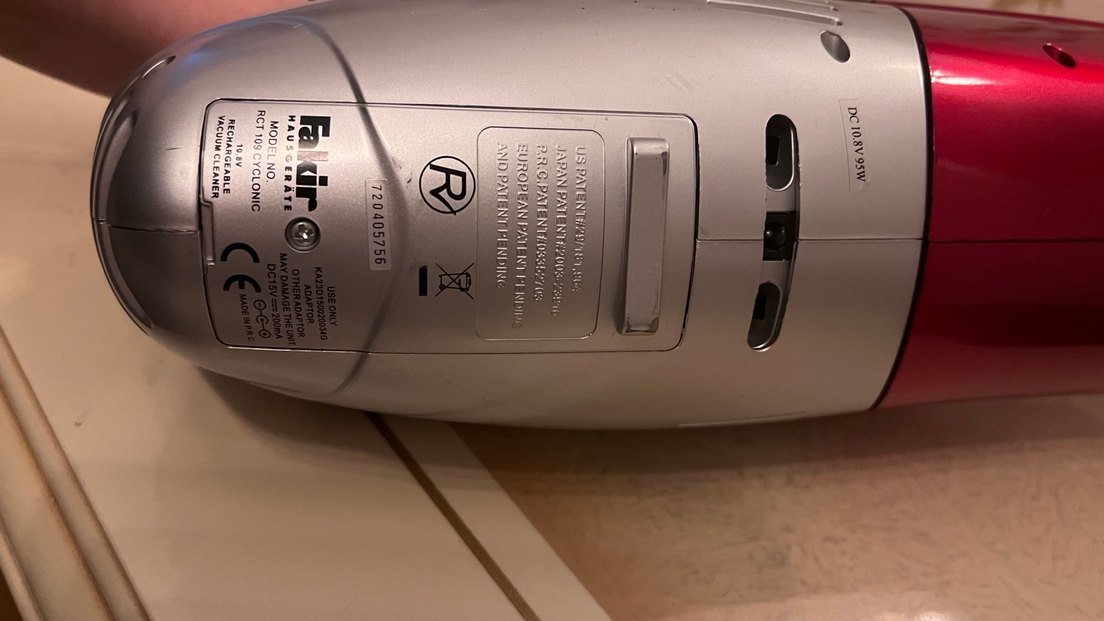 Fakir Kırmızı ve Gri Kablosuz Elektrikli Süpürge - Görsel 4