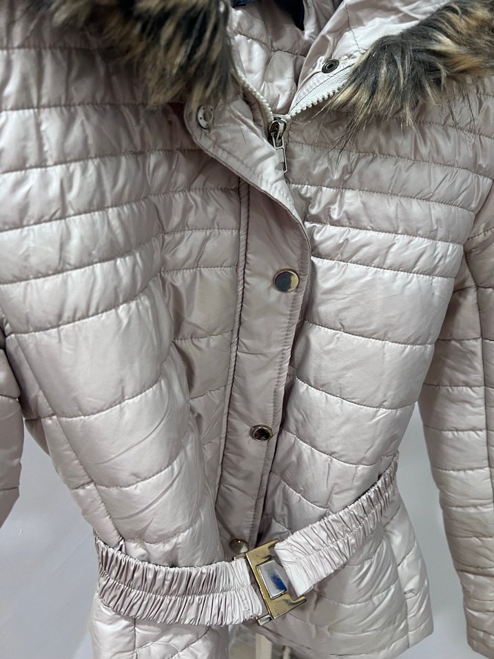 Kürk Detaylı Kısa Bej Kadın Kışlık Mont - Görsel 2