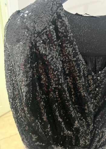 Siyah Uzun Kollu Yılan Desenli Gece Elbisesi - Görsel 5