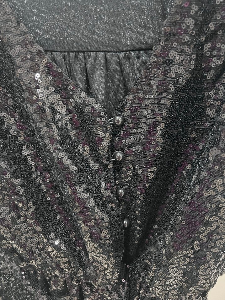 Siyah Uzun Kollu Yılan Desenli Gece Elbisesi - Görsel 3