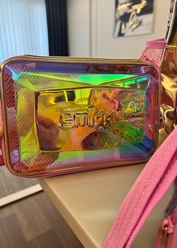 Smiggle Parlak Çok Renkli Çocuk Okul Çantası - Görsel 4