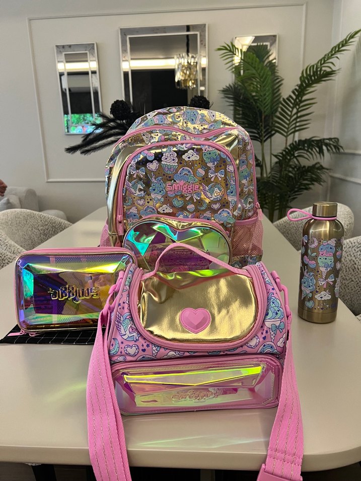 Smiggle Parlak Çok Renkli Çocuk Okul Çantası - Görsel 5