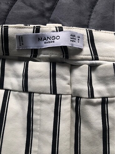 Mango Mango beyaz üzeri siyah çizgili pantolon