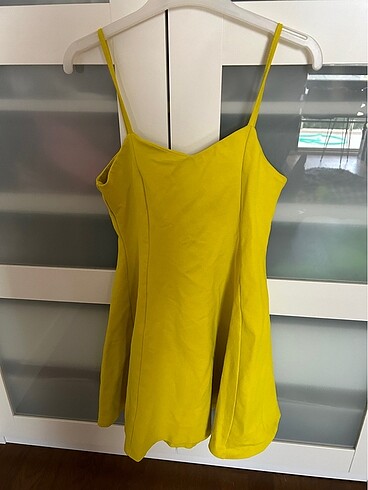 ZARA ELBİSE NEON SARİ 1 KERE GİYİLDİ