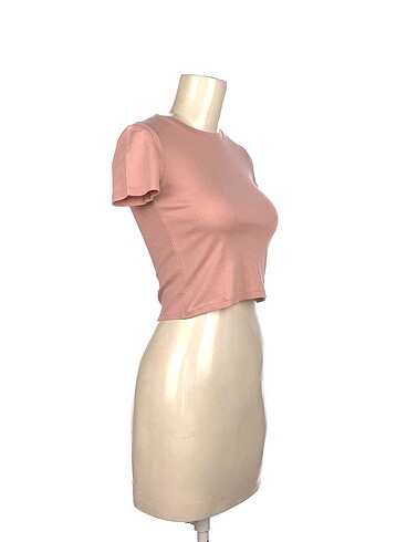 H&M H&M T-shirt %70 İndirimli.