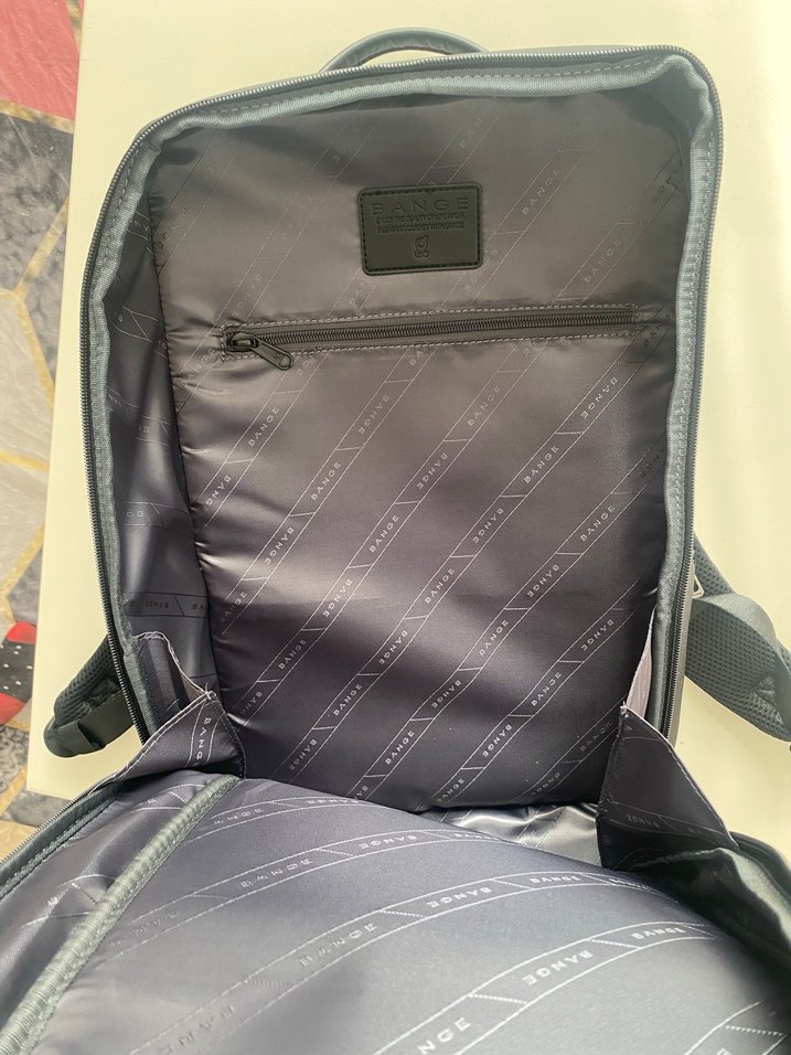 Siyah Minimalist Erkek Sırt Çantası - Görsel 2