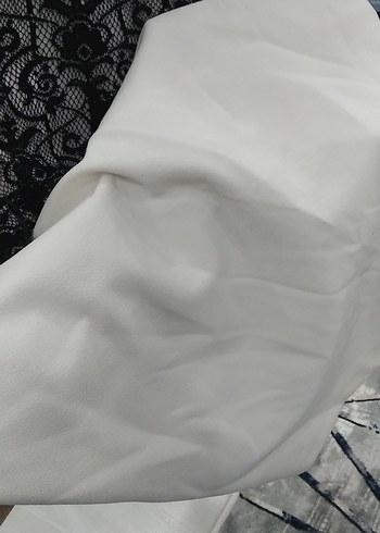 m Beden Dantel Detaylı Beyaz Midi Elbise