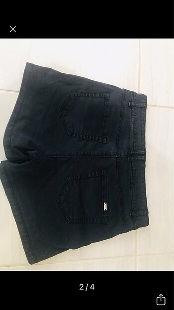 Stradivarius kot şort