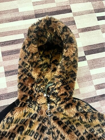 Bershka Trouble Leopar Kürk Mont