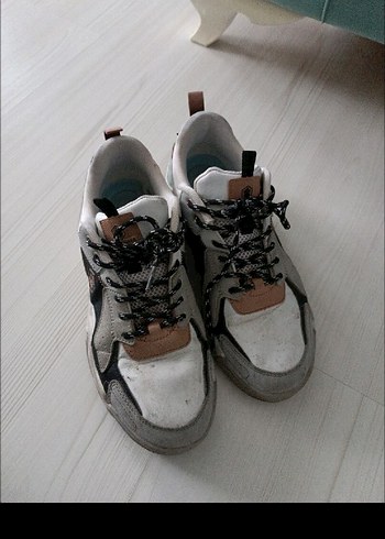 Beyaz Gri Bağcıklı Platform Spor Ayakkabı - Görsel 2