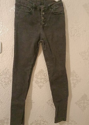 Gri Düğmeli Dar Kesim Kadın Kot Pantolon