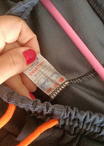 Erkek Siyah Bol Kesim Kemerli Şort - Görsel 3