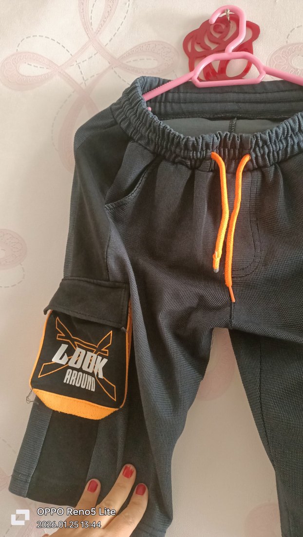 Erkek Siyah Bol Kesim Kemerli Şort - Görsel 2