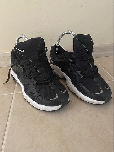 Nike spor ayakkabı