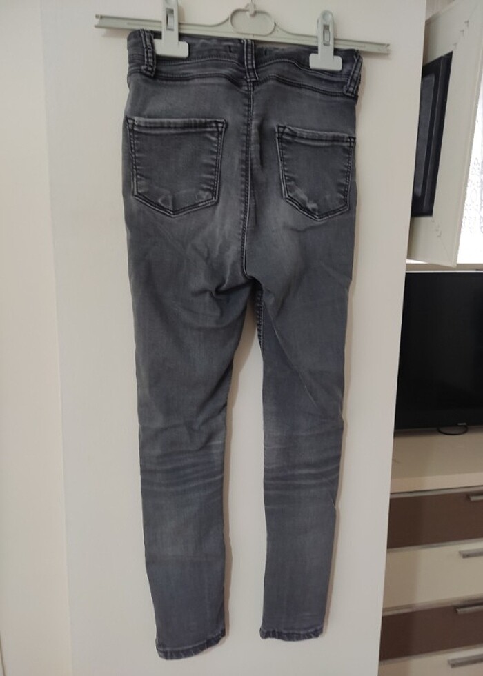 Gri renk pantolon  - Görsel 2