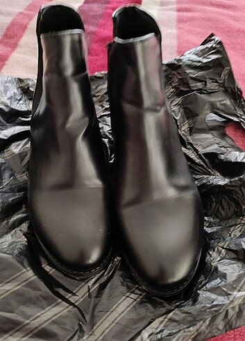 Bayan bot - Görsel 8